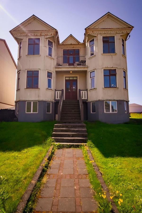 Guesthouse Hóll Vestmannaøerne Eksteriør billede